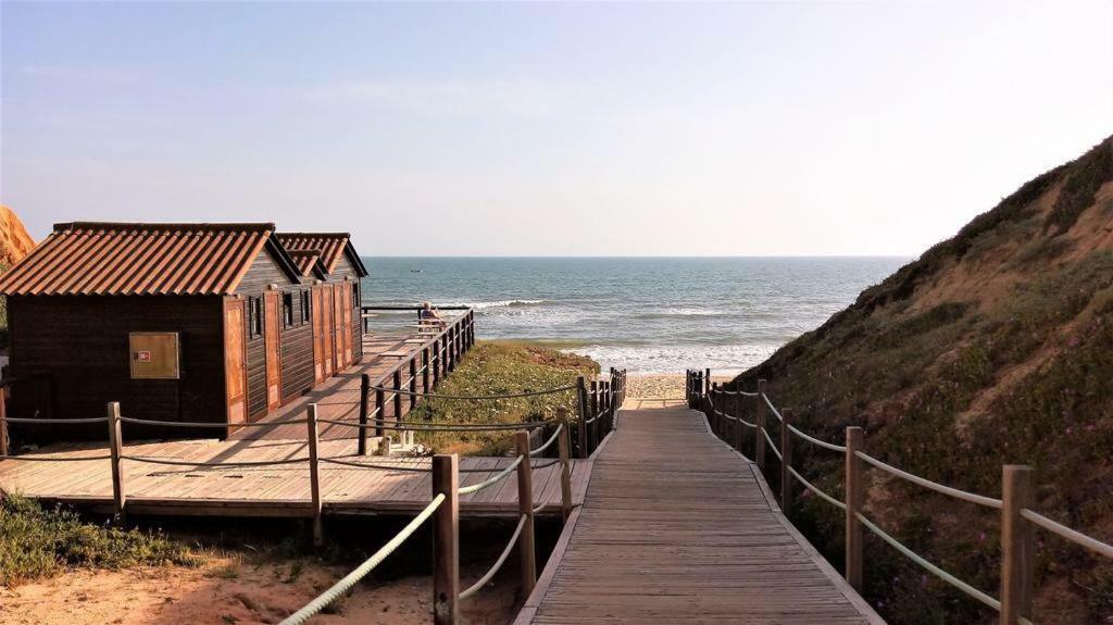 Falesia Beach Villa Olhos de Agua  Bagian luar foto